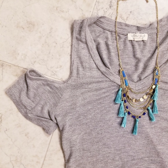 Ultra Flirt Tops - 💖 Cold Shoulder Soft Top!